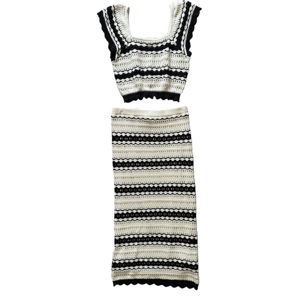 Freshman Black and White Resort Midi Skirt